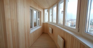 Отделка, остекление, утепление балконов в Торжке от 210 руб. м/2.